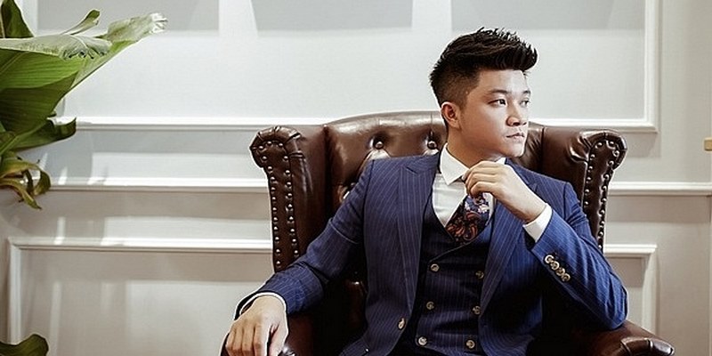 CEO: David Hùng (quản lý website) Manclub